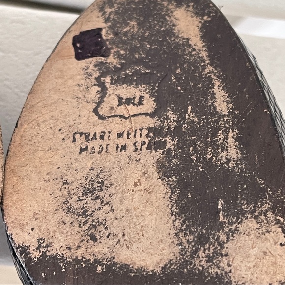 Stuart Weitzman black snake embossed pumps 9 - Picture 3 of 14